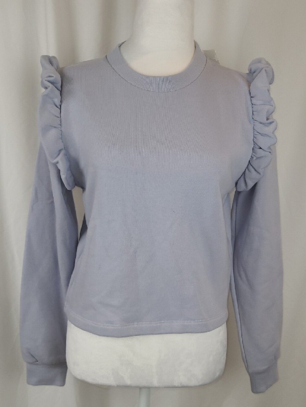 NWT Zara Lavender Knit Top with Ruffle Sleeves – Size S